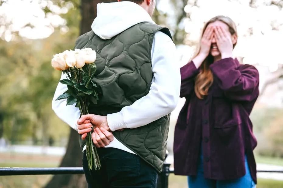 Jak poznać, że facetowi zależy na kobiecie? Oto sygnały, które mówią wszystko